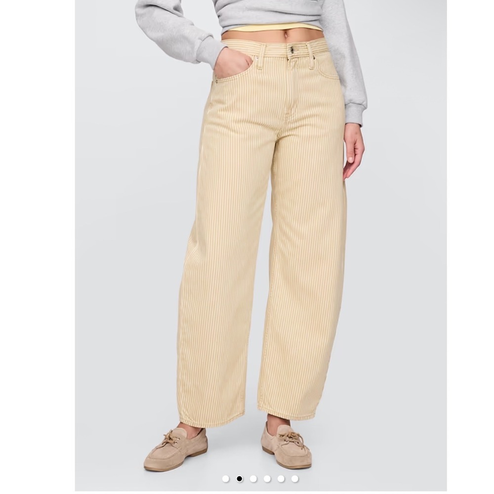 GAP Wide-Leg Pinstripe Jeans in Creamy Beige